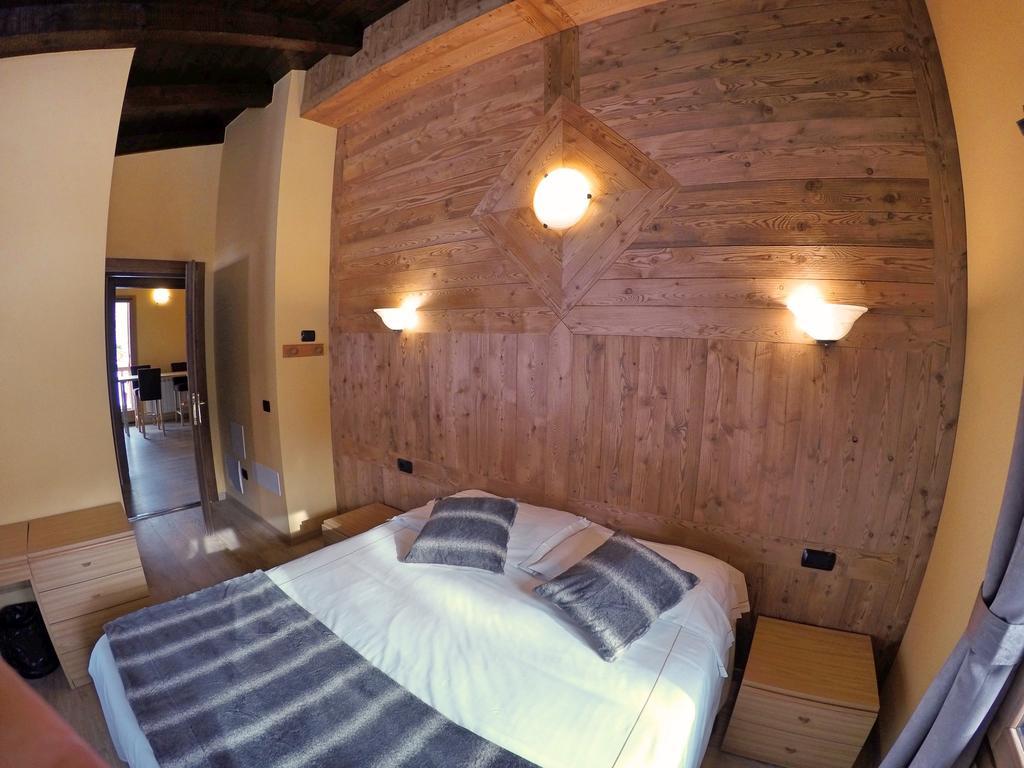 Chalet Alpina Hotel&Apartments La Thuile Buitenkant foto