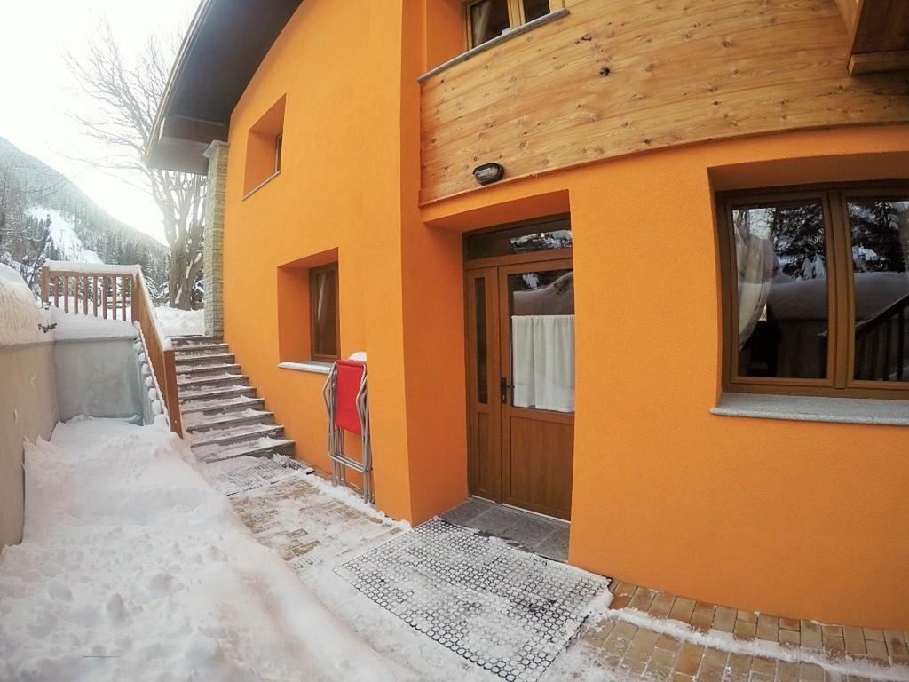 Chalet Alpina Hotel&Apartments La Thuile Buitenkant foto